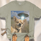 Chihuahua Smiling UFO Selfie T-shirt