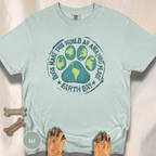 Dogs Make the World Amazing T-shirt