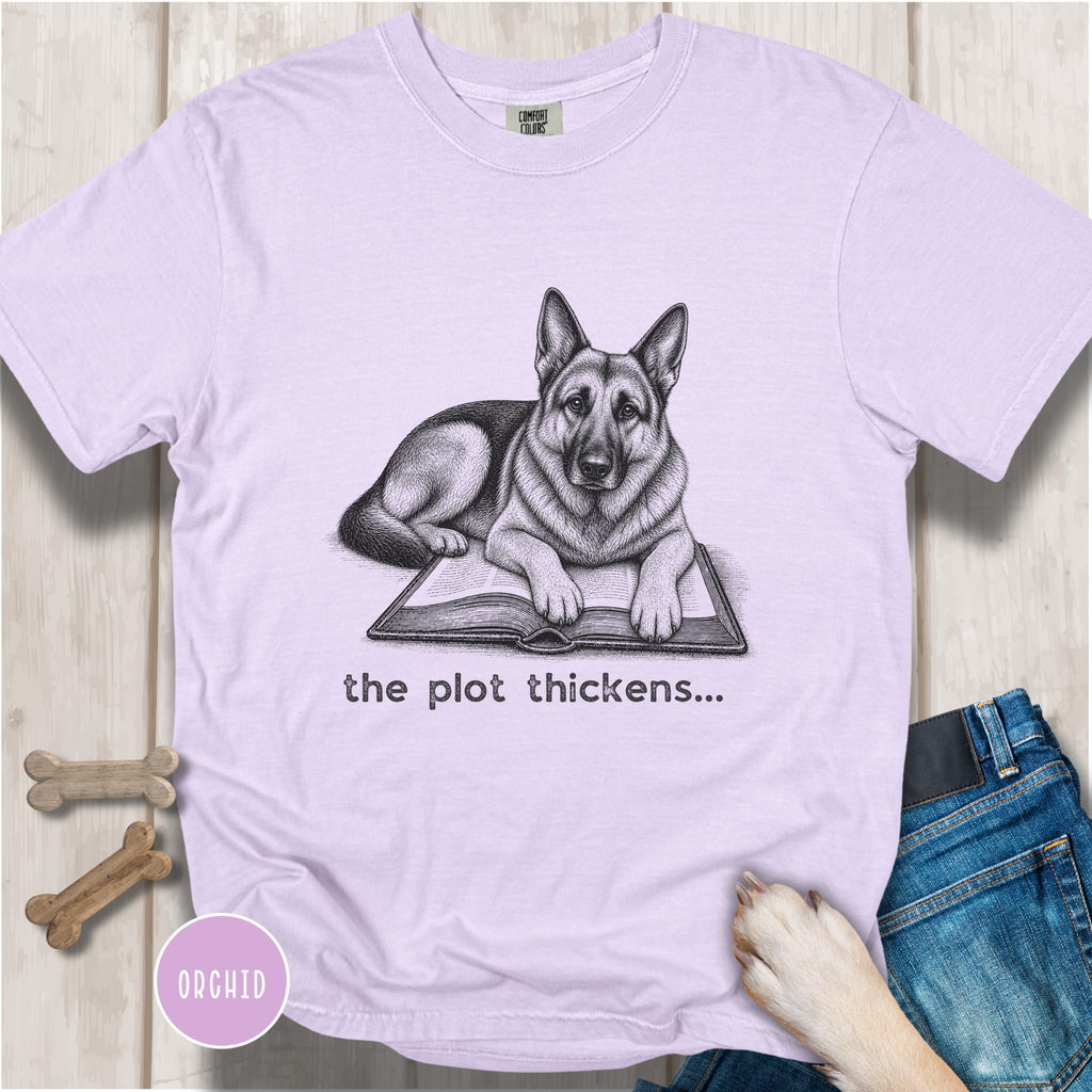 German Shepherd The Plot Thickens T-shirt