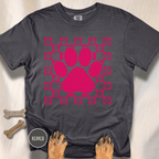Retro Pink Daisy Grid Paw Print T-shirt