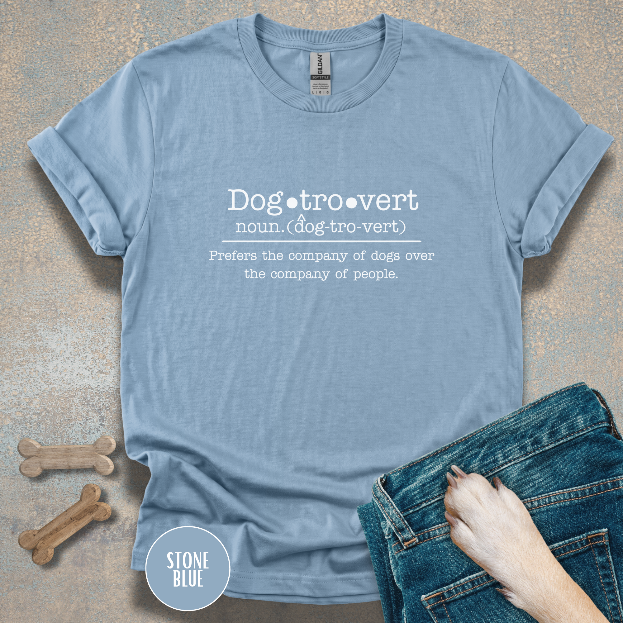 Dogtrovert Definition T-shirt. Prefers the company of dogs over the company of people.