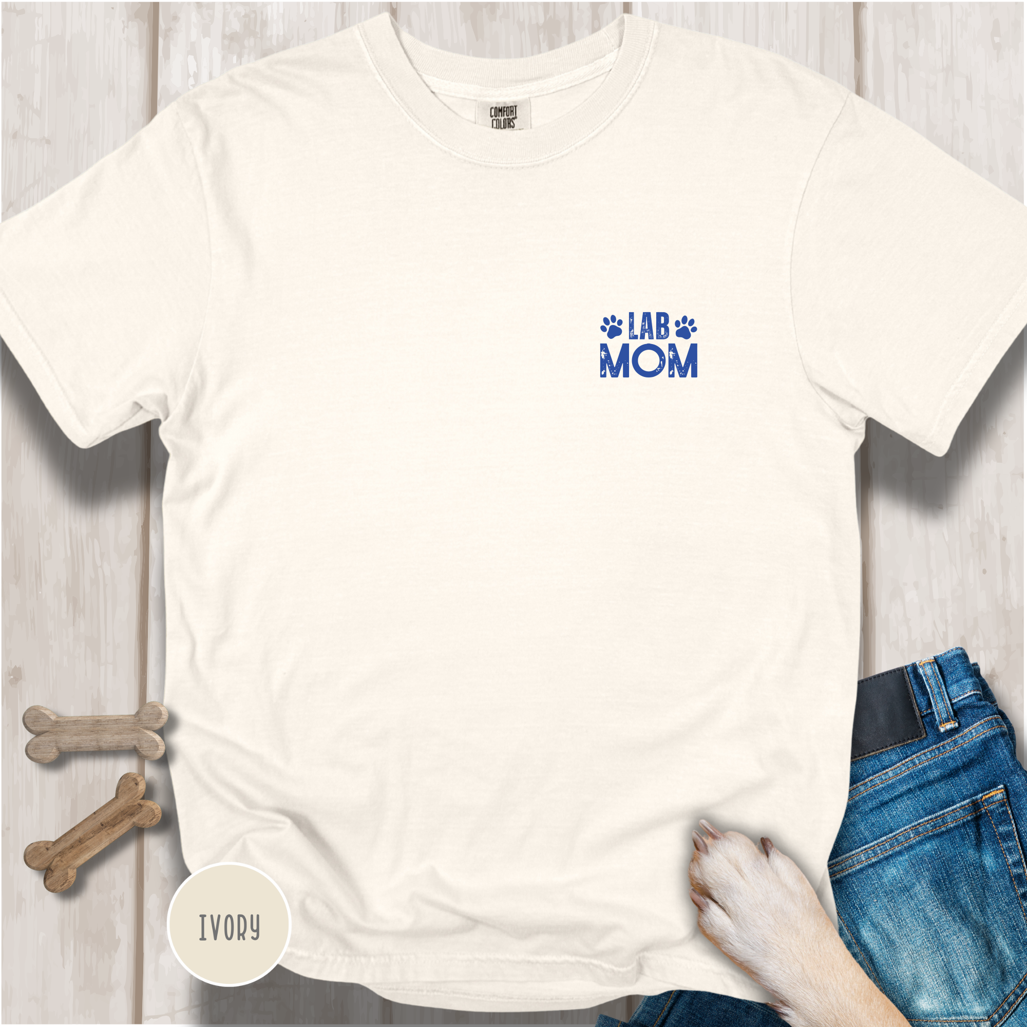 Lab Mom Club T-shirt