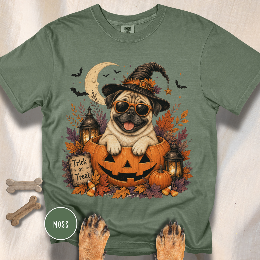 Pug in a Jack-o-Lantern T-shirt