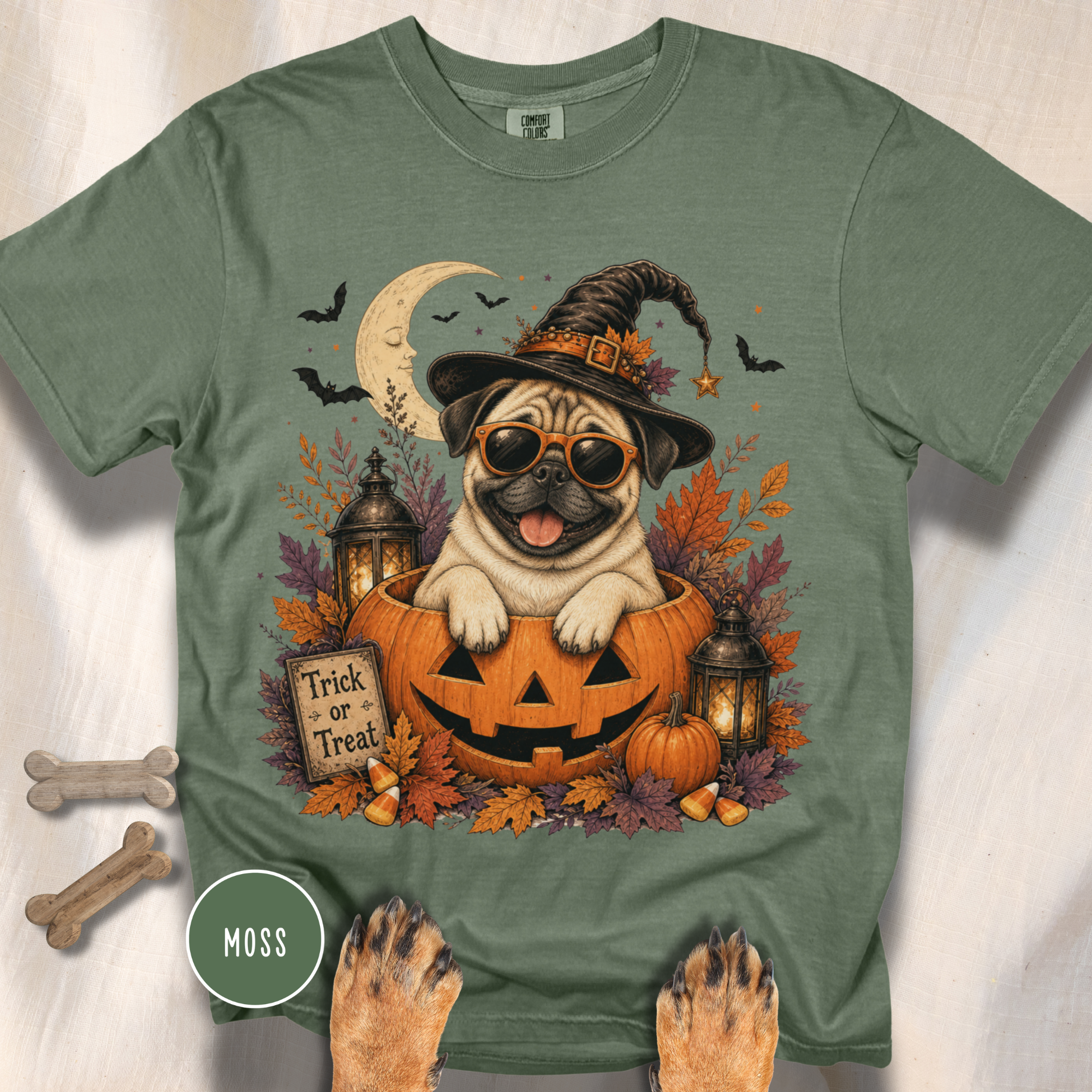 Pug in a Jack-o-Lantern T-shirt