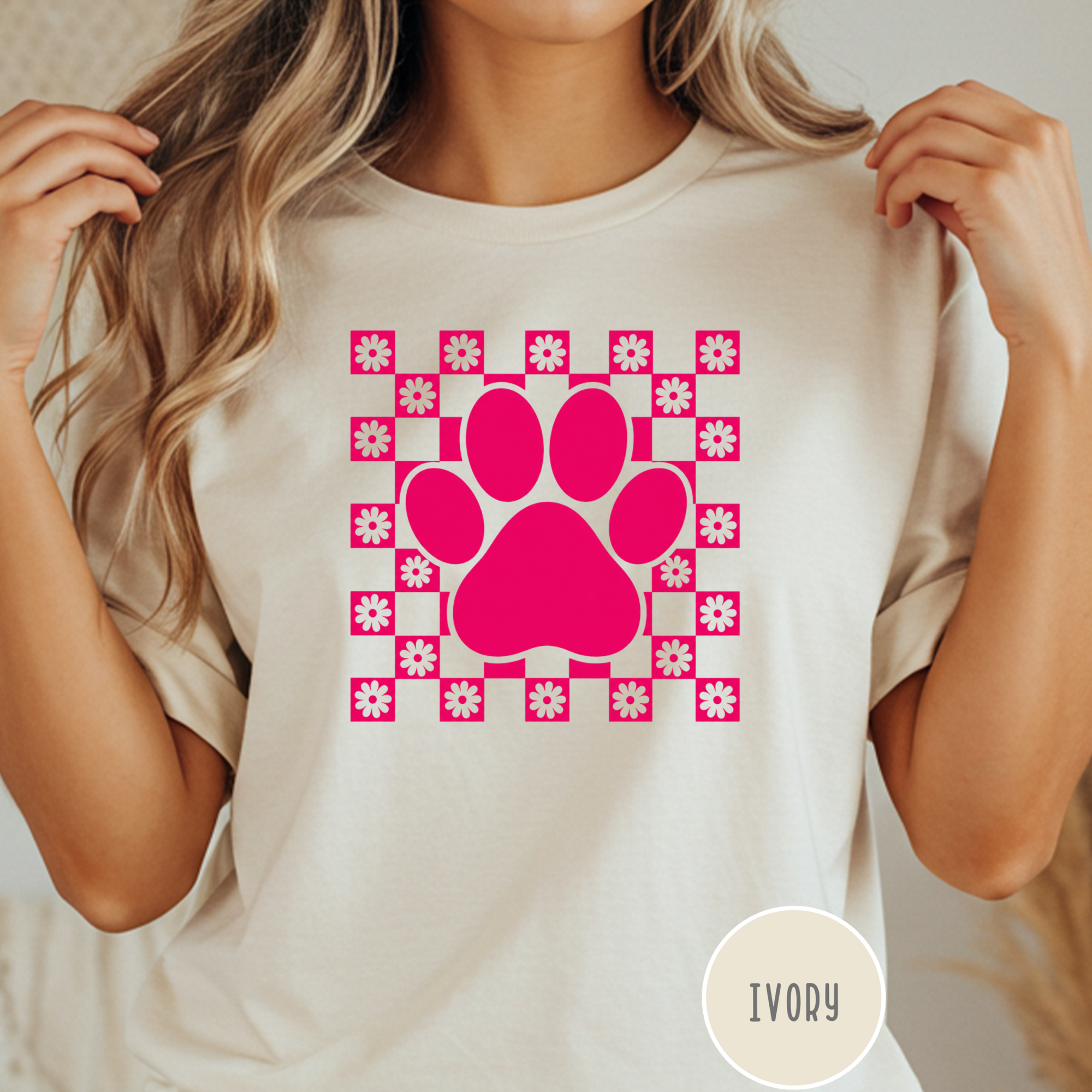 Retro Pink Daisy Grid Paw Print T-shirt