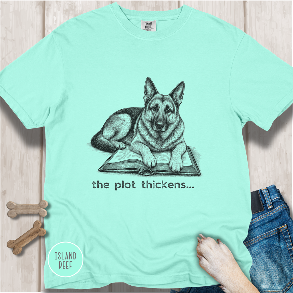 German Shepherd The Plot Thickens T-shirt