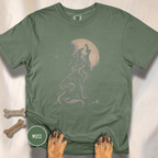 Snow Wolf Howls at the Moon  T-shirt