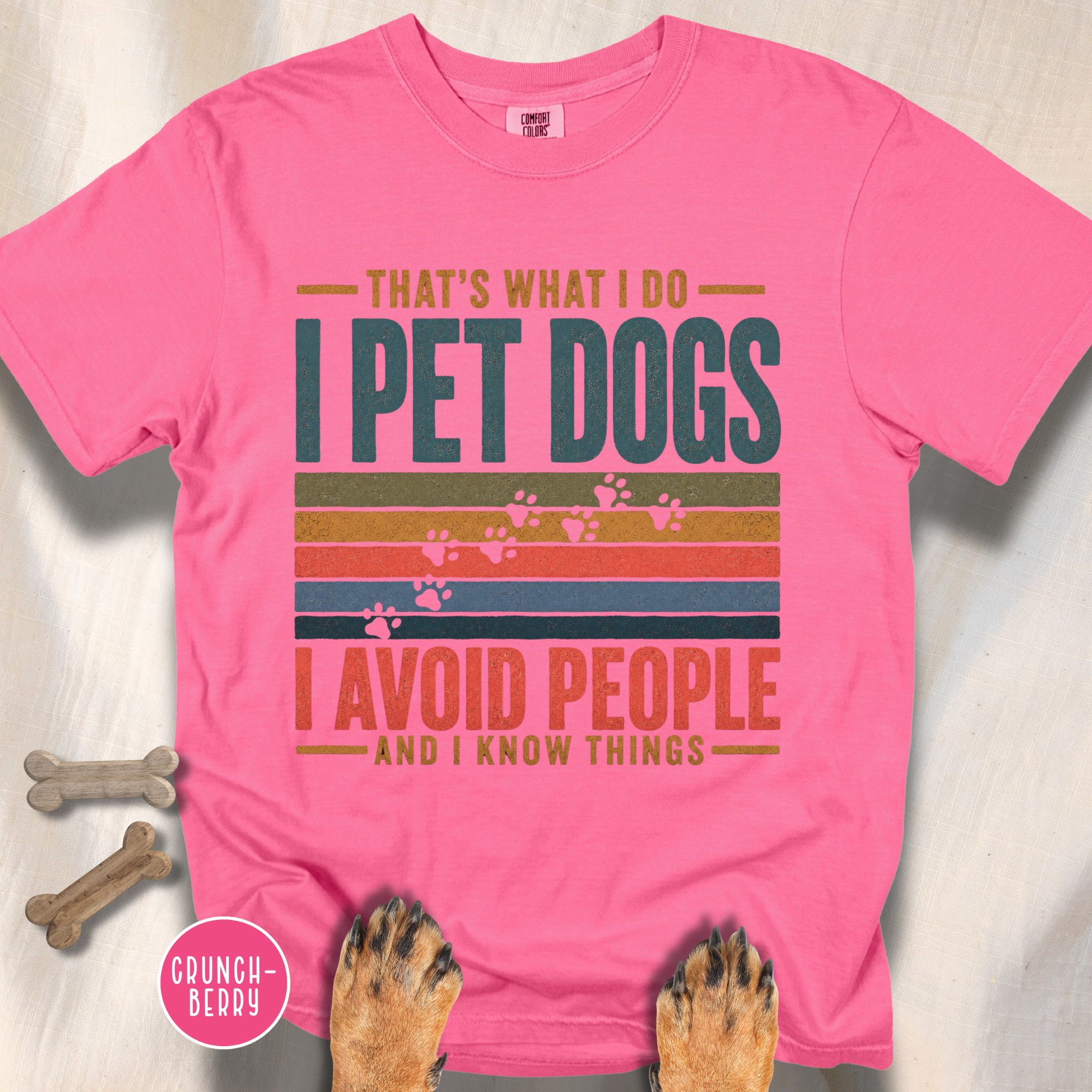 I Pet Dogs and Know Things T-shirt