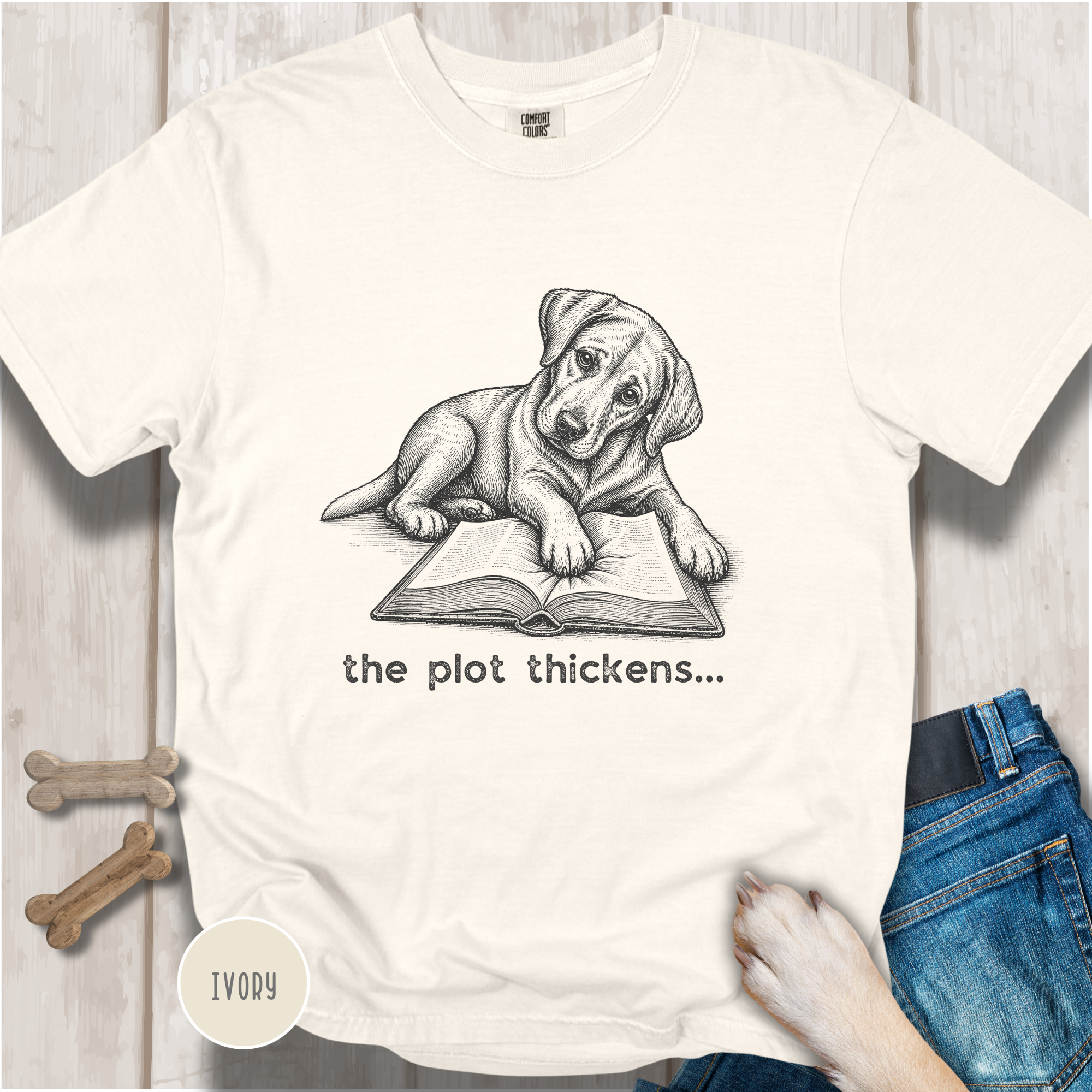 Labrador The Plot Thickens T-shirt