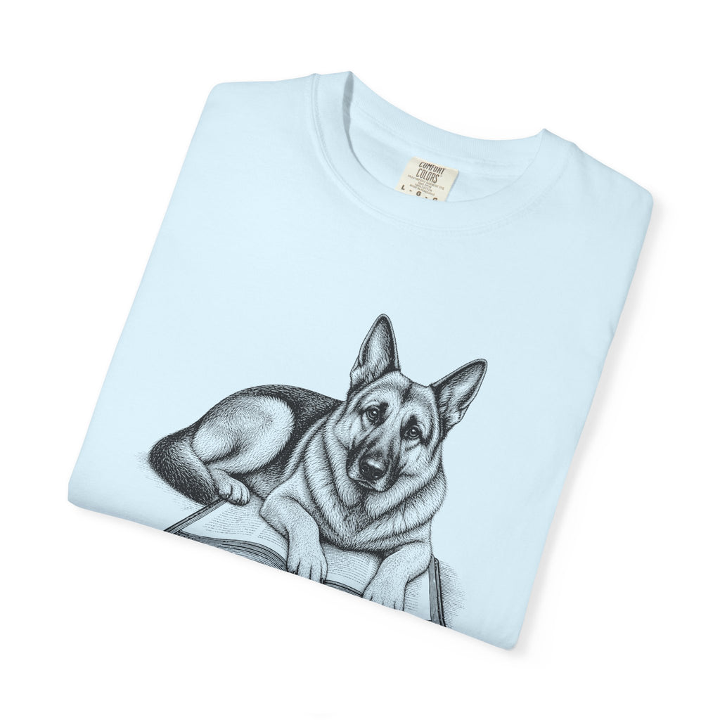 German Shepherd The Plot Thickens T-shirt