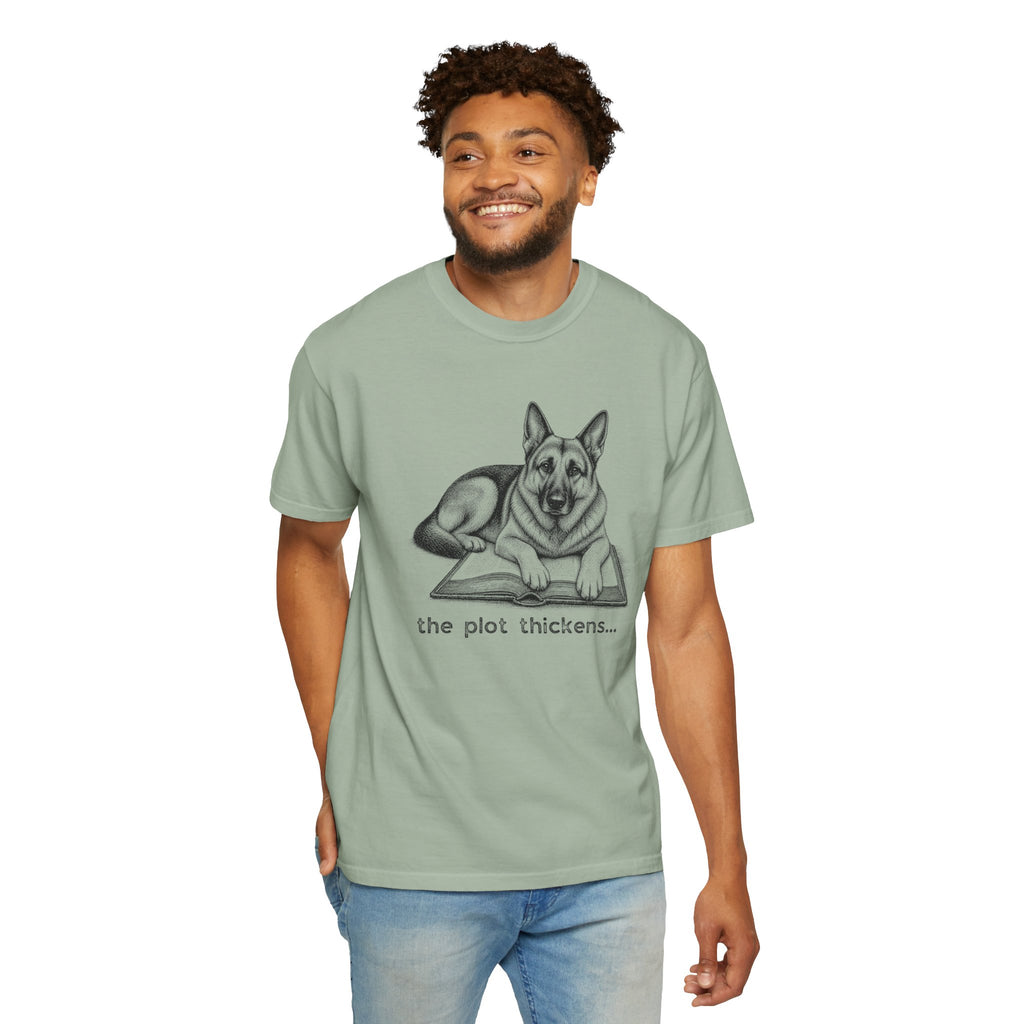 German Shepherd The Plot Thickens T-shirt