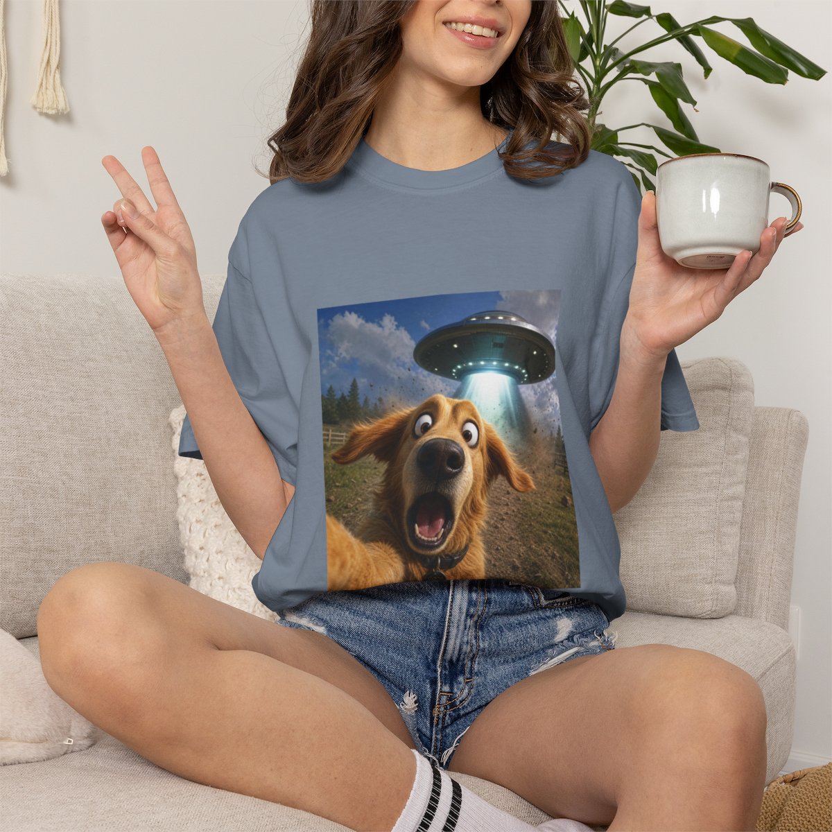 Dog UFO Selfie T-shirt