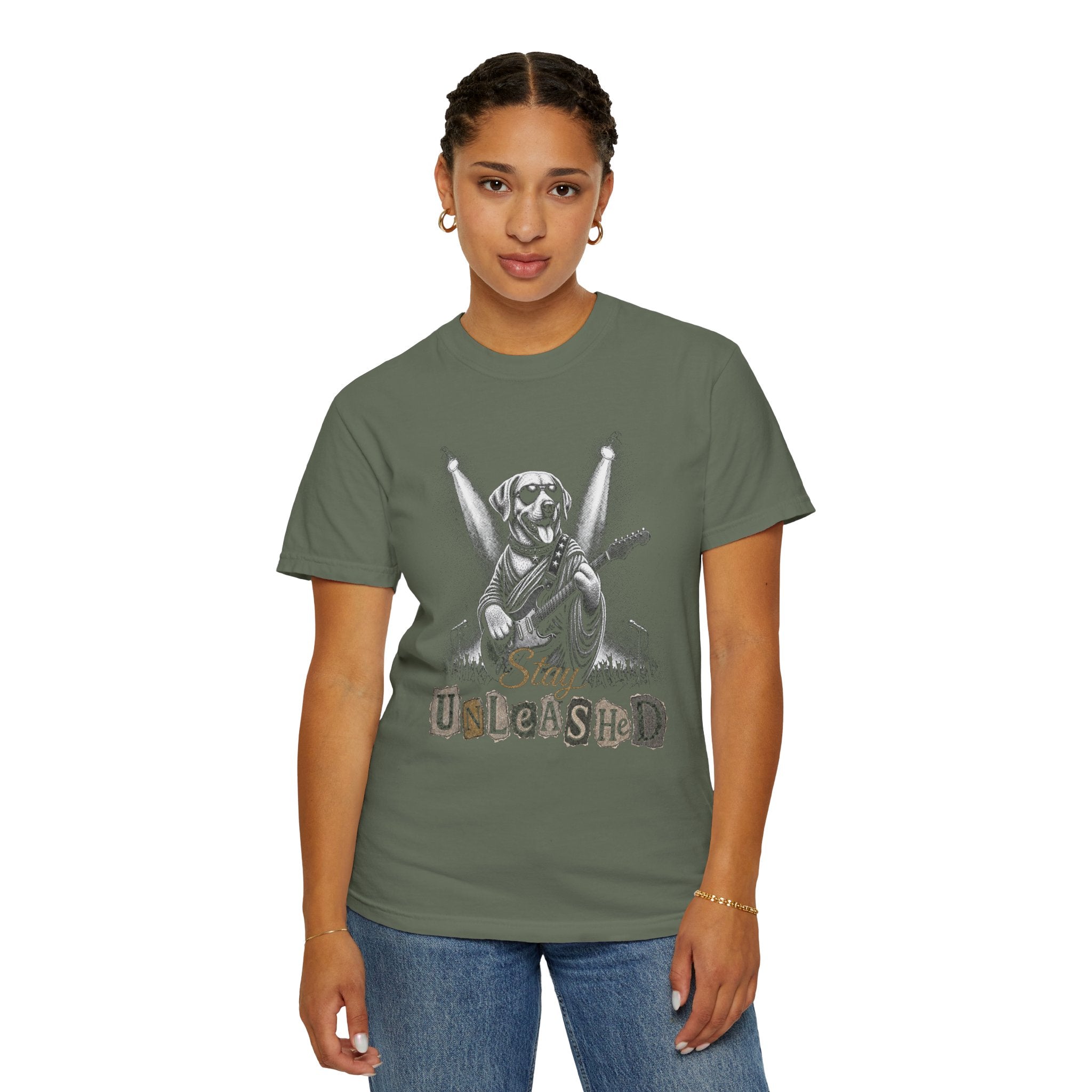 Labrador Retriever Stay Unleashed Vintage Bootleg T-shirt