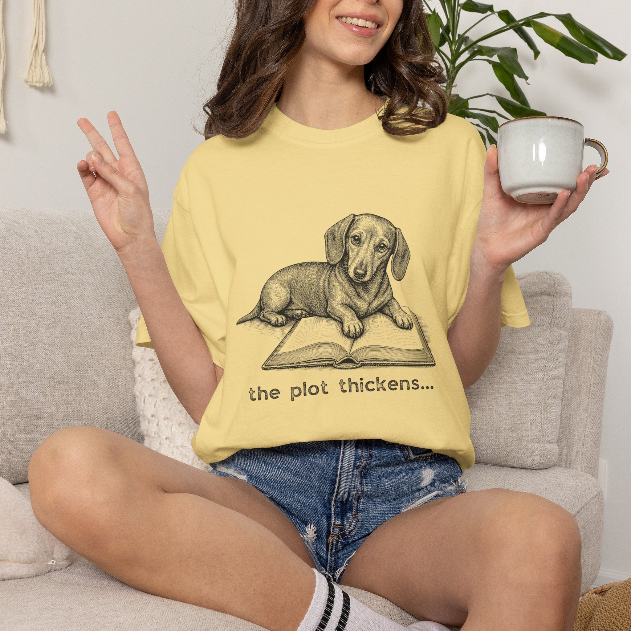 Dachshund The Plot Thickens T-shirt
