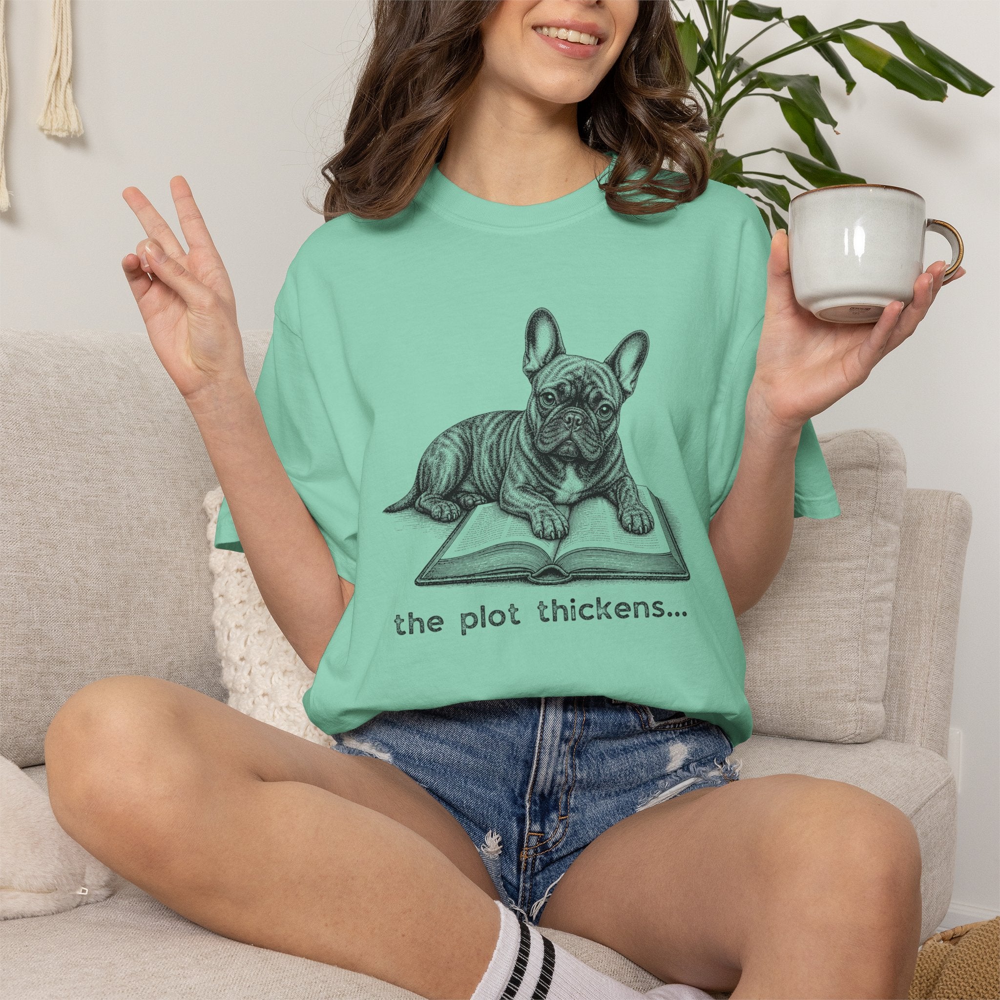French Bulldog The Plot Thickens T-shirt