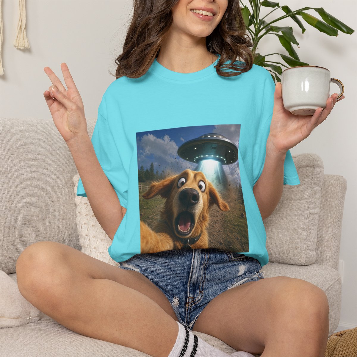 Dog UFO Selfie T-shirt