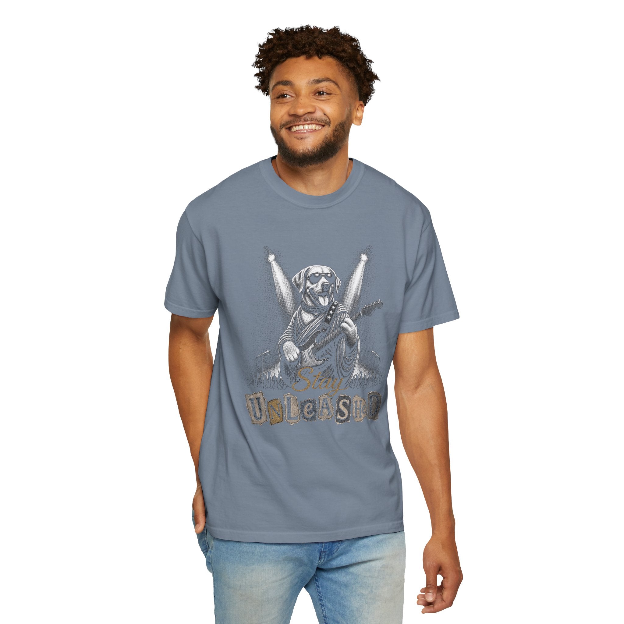 Labrador Retriever Stay Unleashed Vintage Bootleg T-shirt