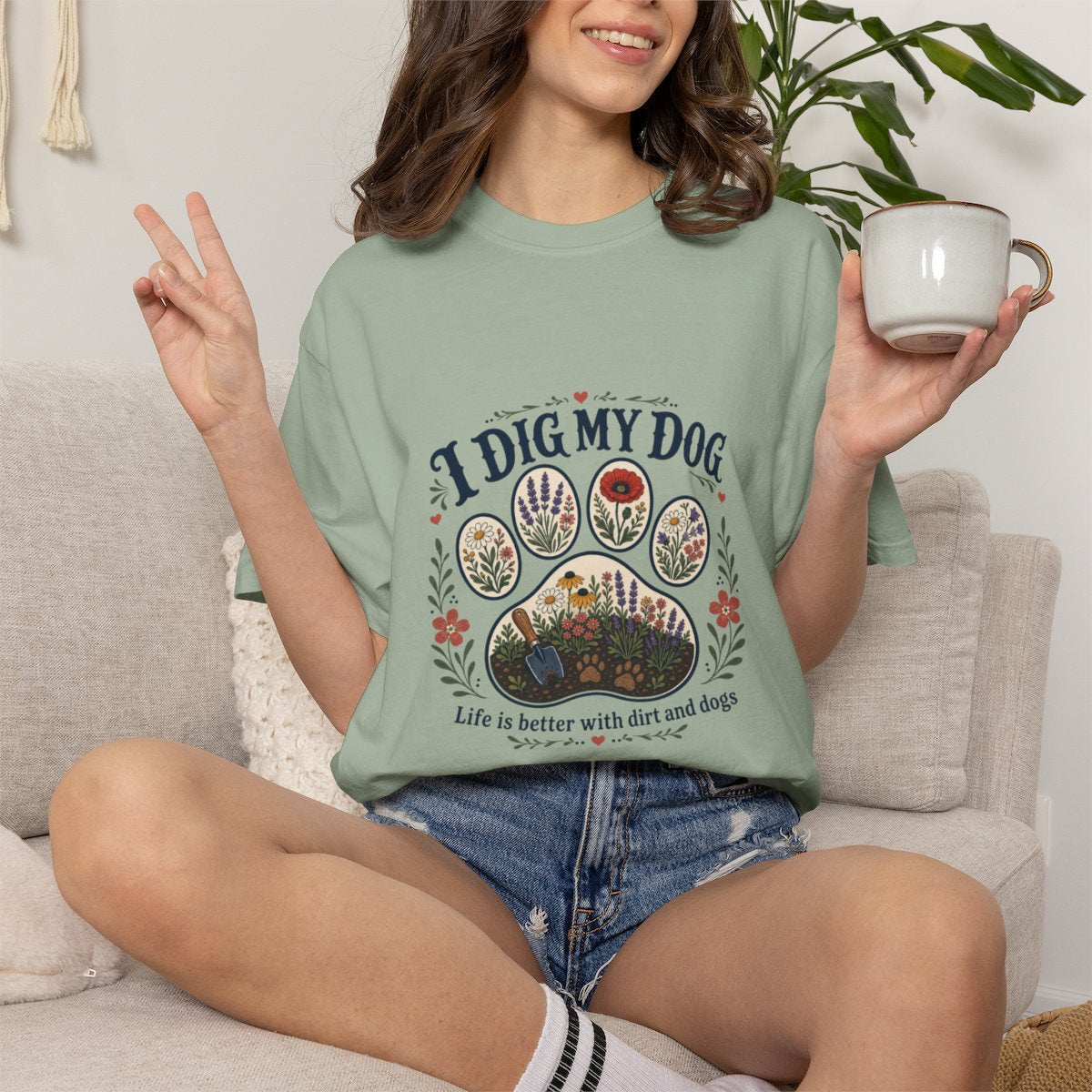 I Dig My Dog Paw Print T-shirt